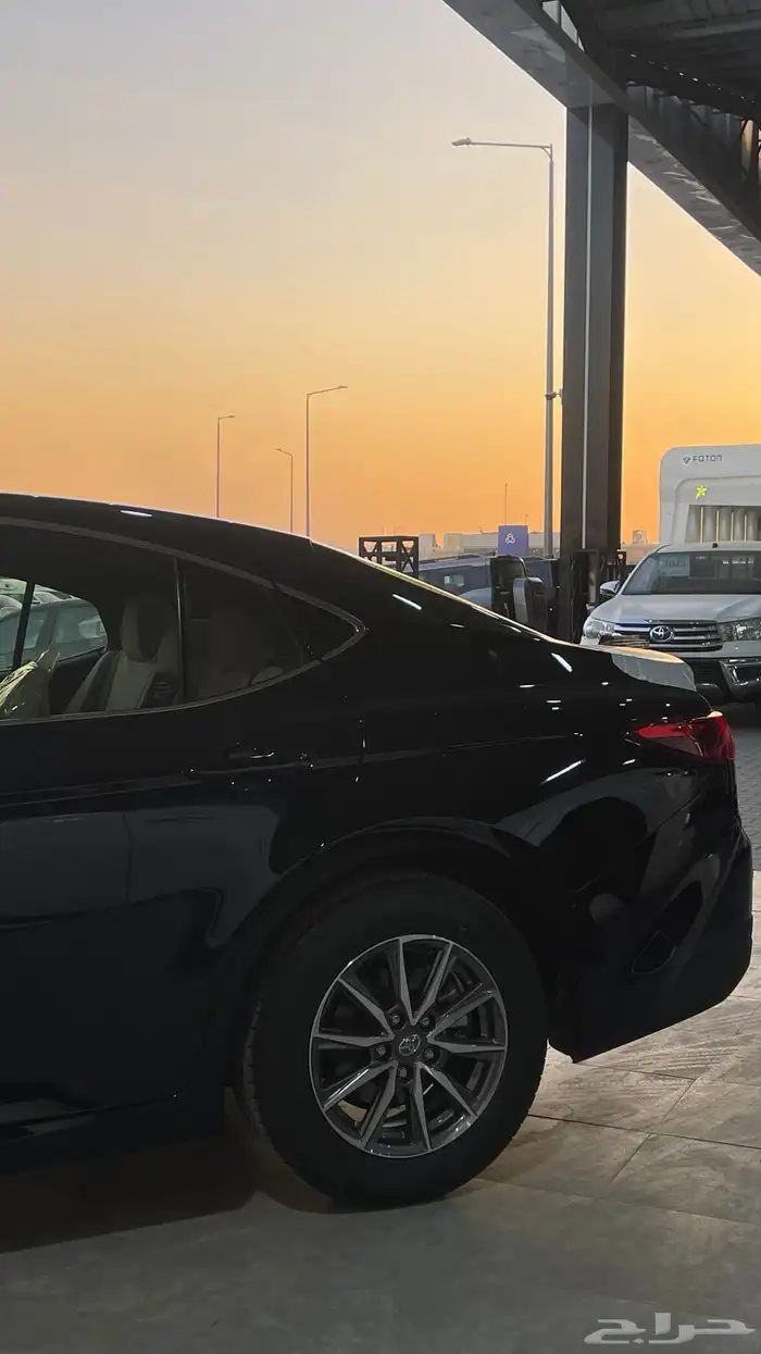 كامري E بنزين 2025 سعودي اقل سعر بالسوق 3