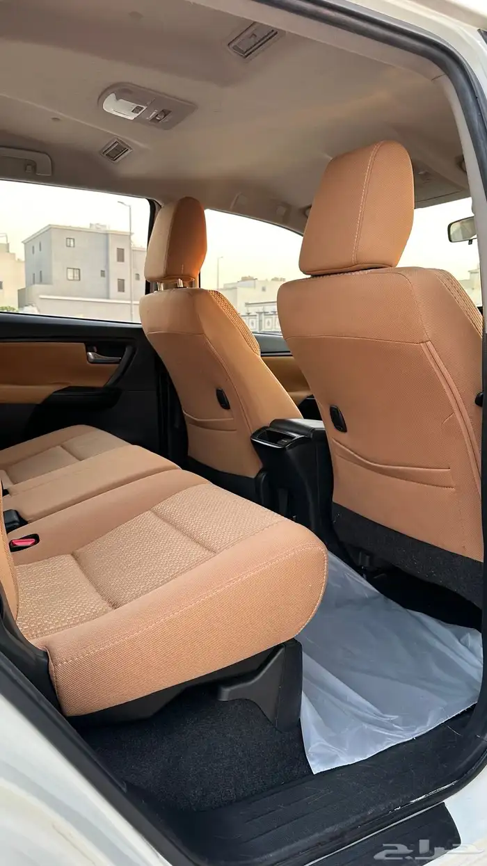 فورتشنر مديل 2022 - 4 سلندر - دبل 17