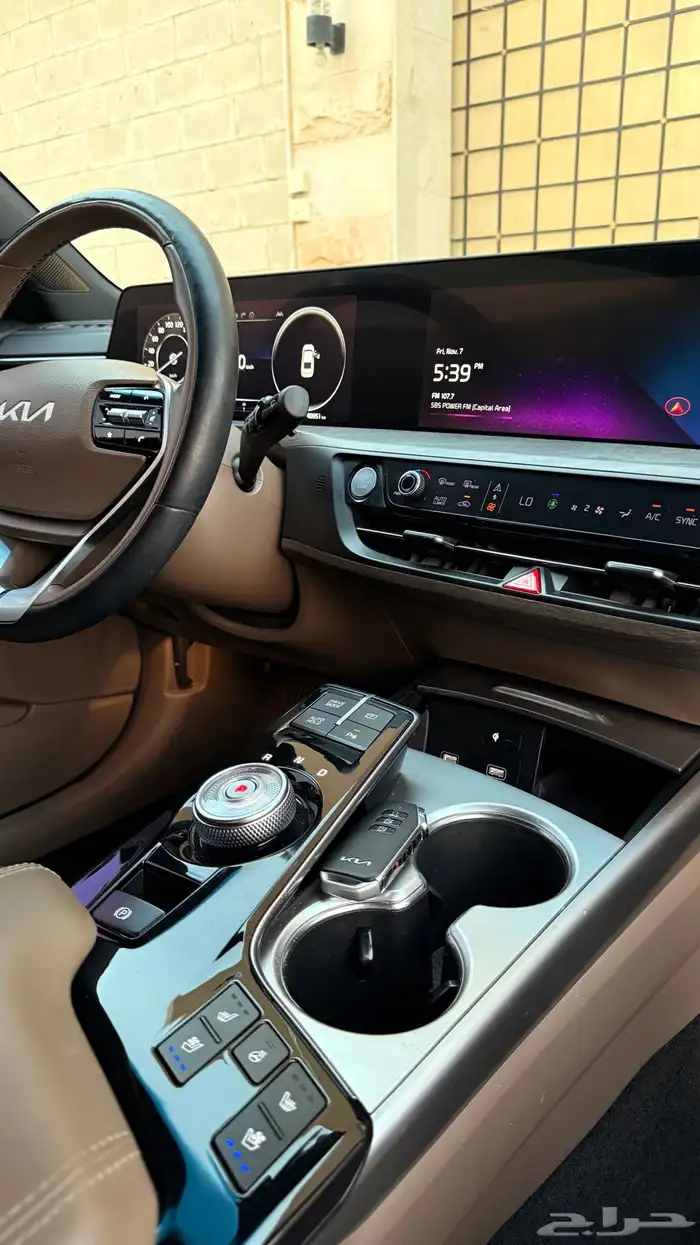 كيا K8 2022 ( بنزين) v6 فل كامل 15