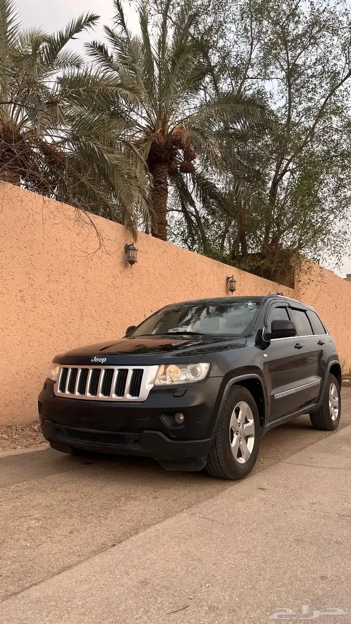 جراند شروكي 2012 نظيف 13