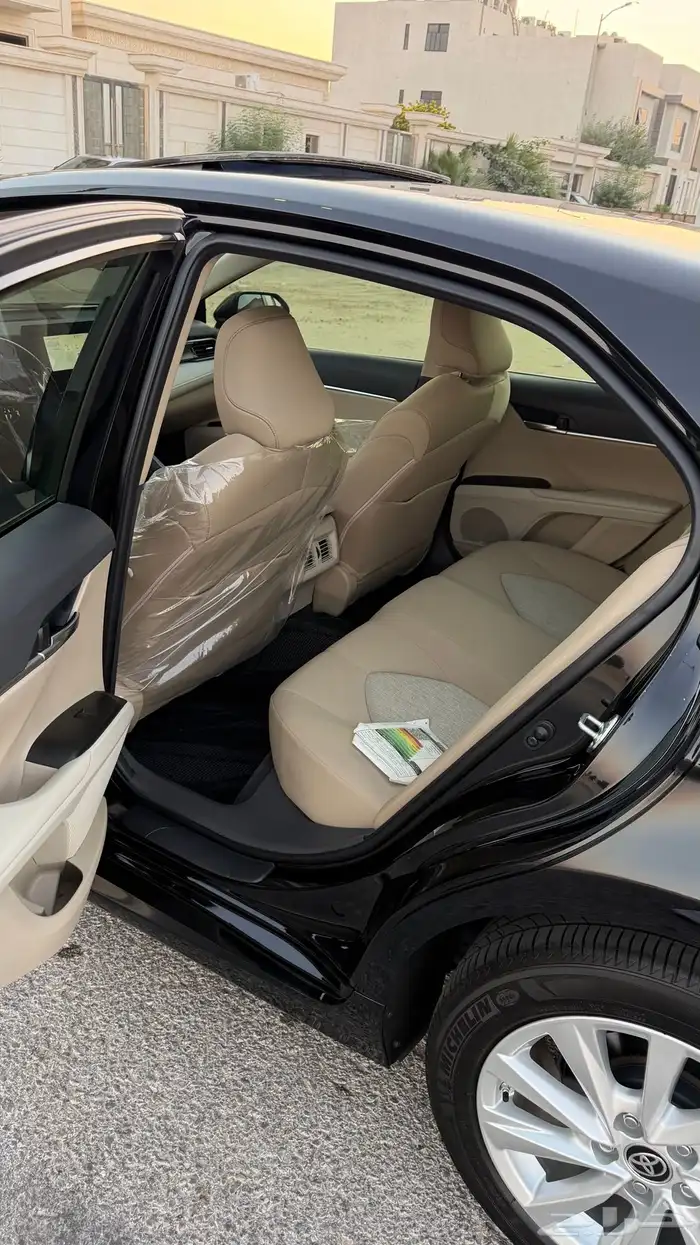 للبيع كامري 2024 شبه اصفار تم تنزيل الحد 8