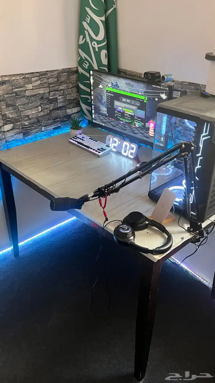 طاوله مكتببه تصلح جيمينج 1