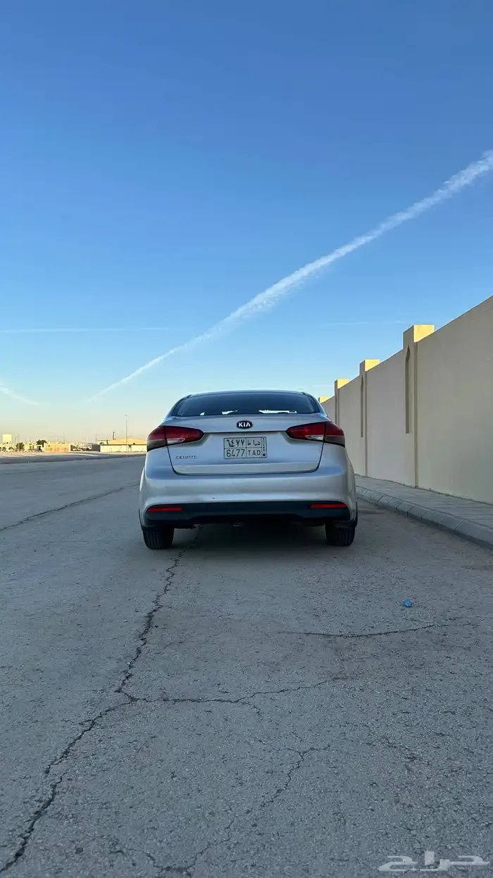 سيراتو 2017 ستاندر ممشي قليل نظيفه جدآ 26