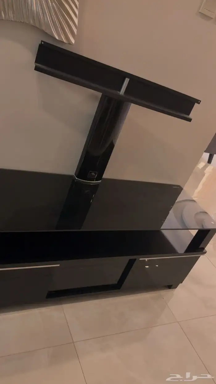 طاولة تلفزيون 0