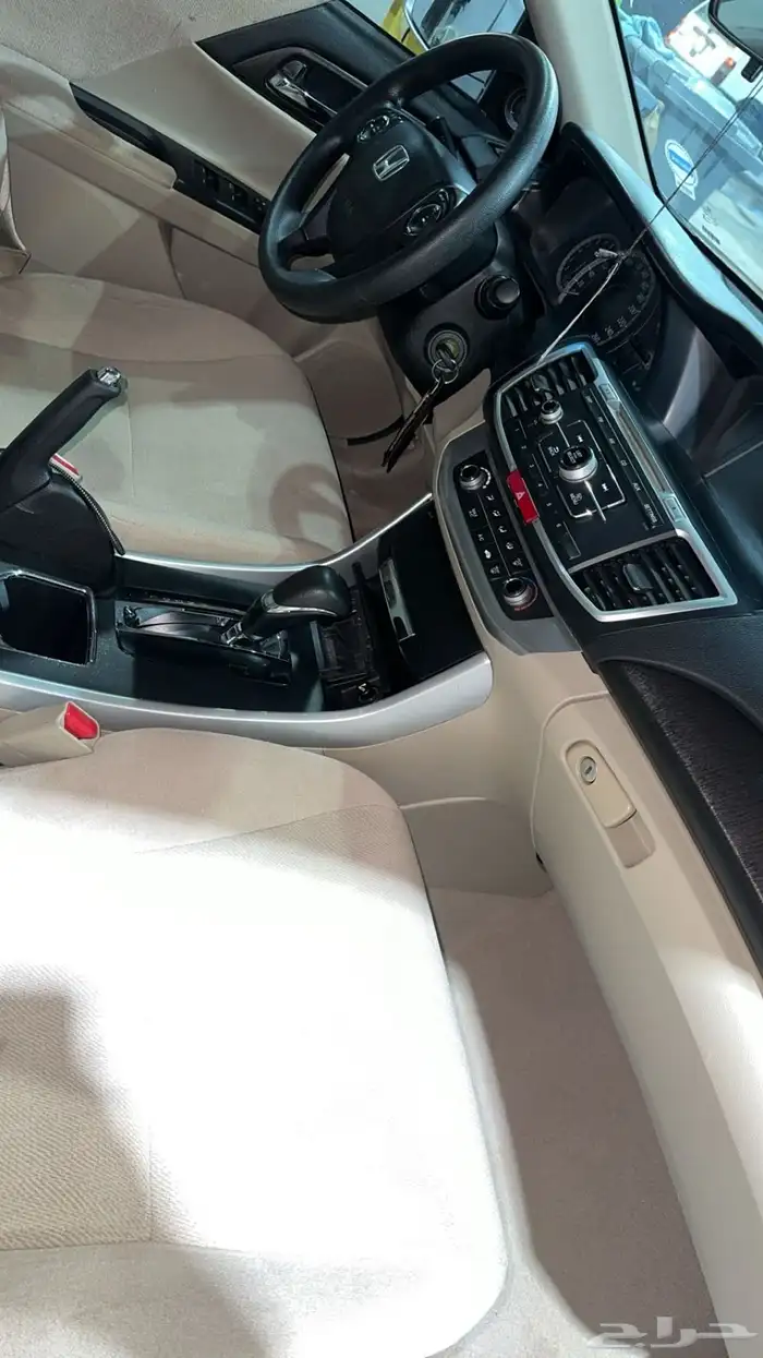 هوندا اكورد 2013 نظيف للبيع 3