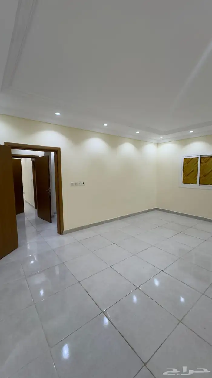 شقة للاجار حي الفضيلة 1