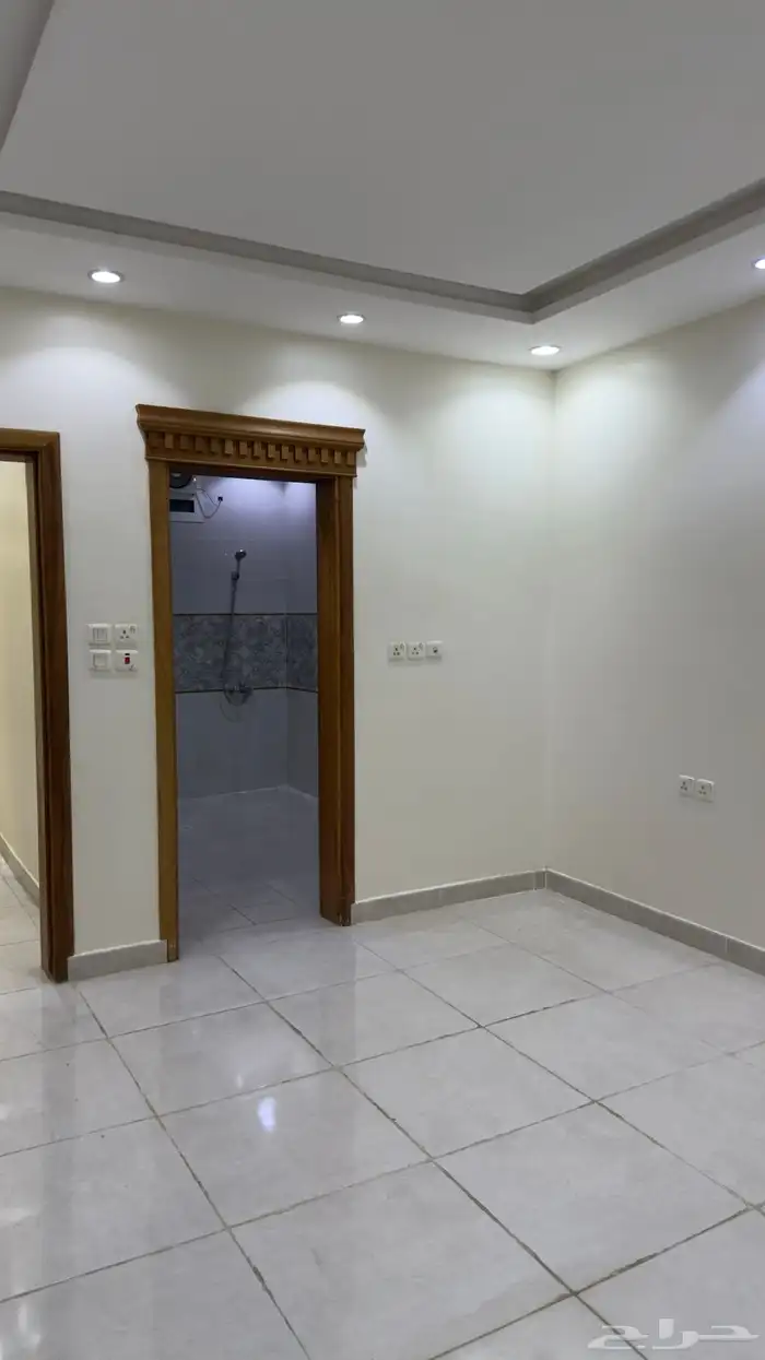 شقة للاجار حي الفضيلة 11