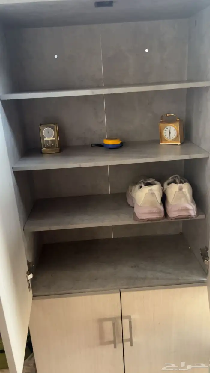 دولاب جزم طاولة مكتب 0