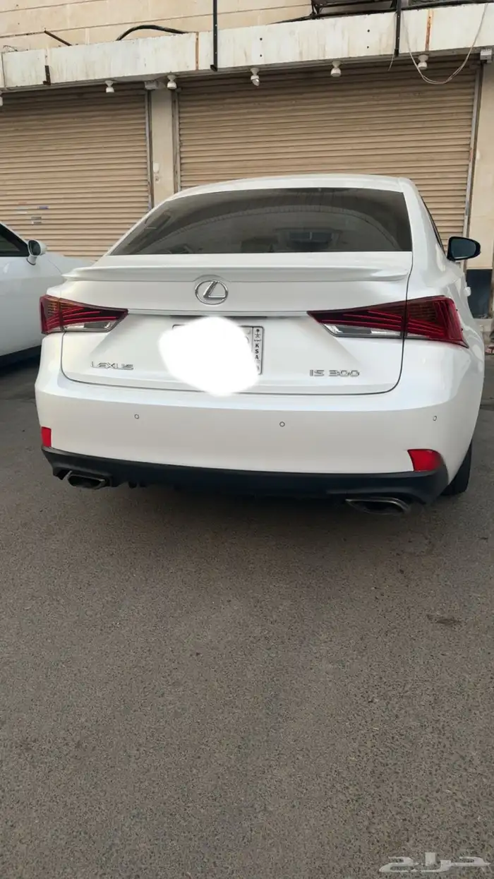 لكزس IS 300 2018 2
