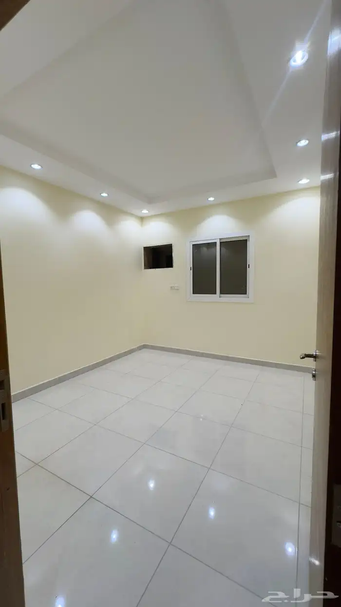 شقة للاجار حي الفضيلة 3