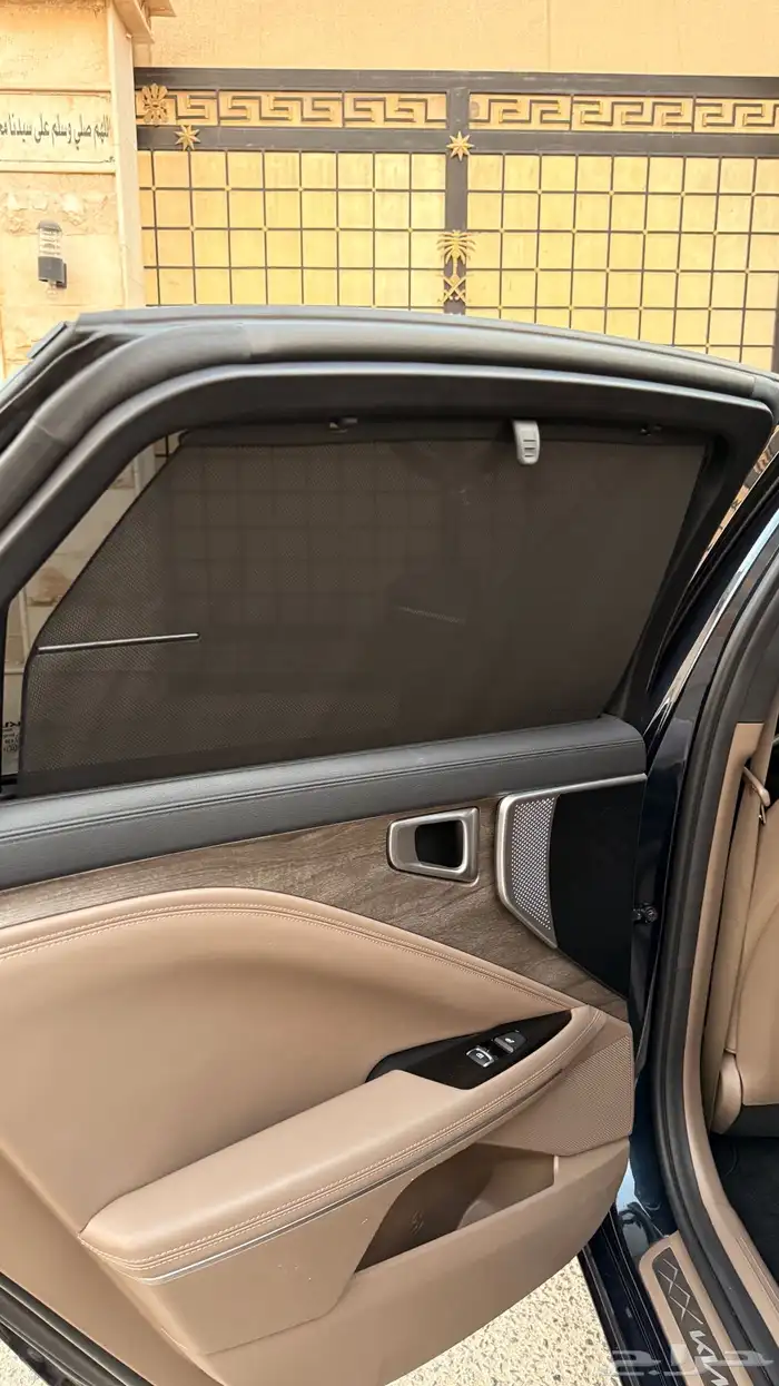 كيا K8 2022 ( بنزين) v6 فل كامل 12