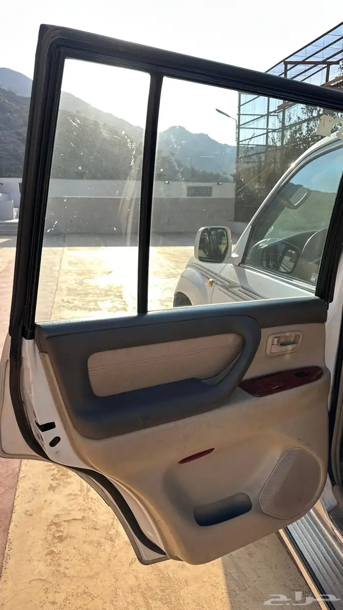 صالون GXR ليمتد 2003 عبداللطيف 24