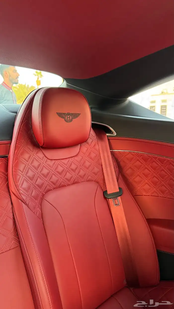 بنتلي كونتيننتال GT 2020 26
