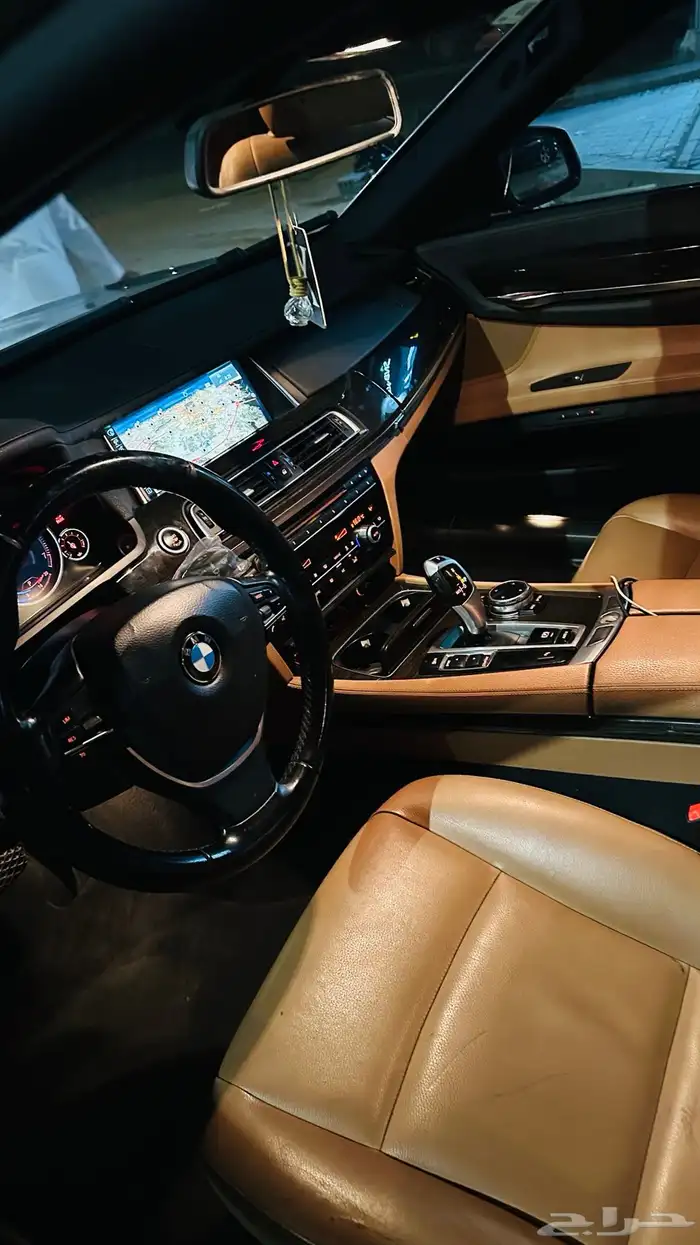 BMW-730Li ممشى قليل 2015 18