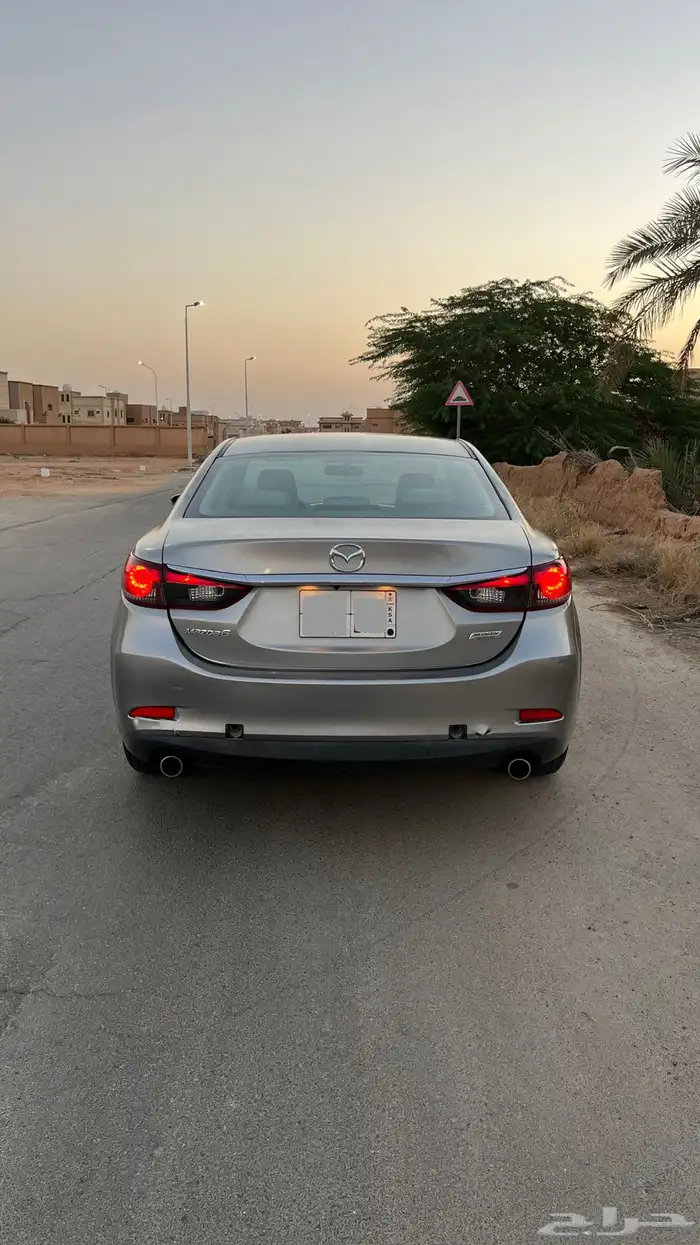 مازدا 6 عداد قليل (2015). 5