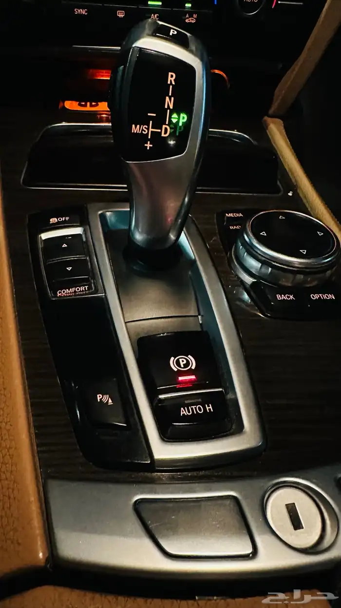 BMW-730Li ممشى قليل 2015 16