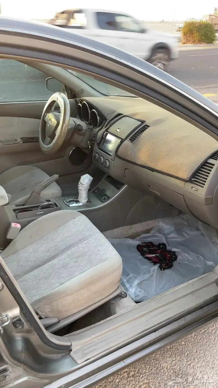 نيسان التيما 2005 تماتيك 4 سلندر 6