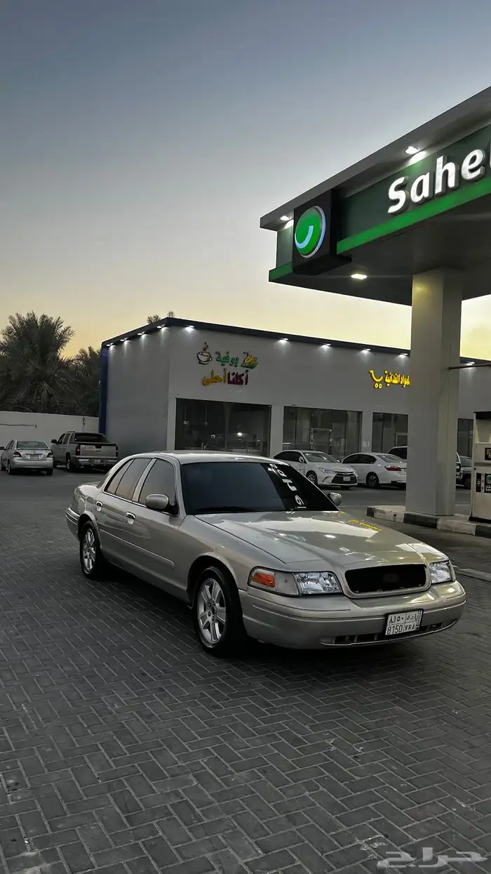 فورد فكتوريا 2008 9