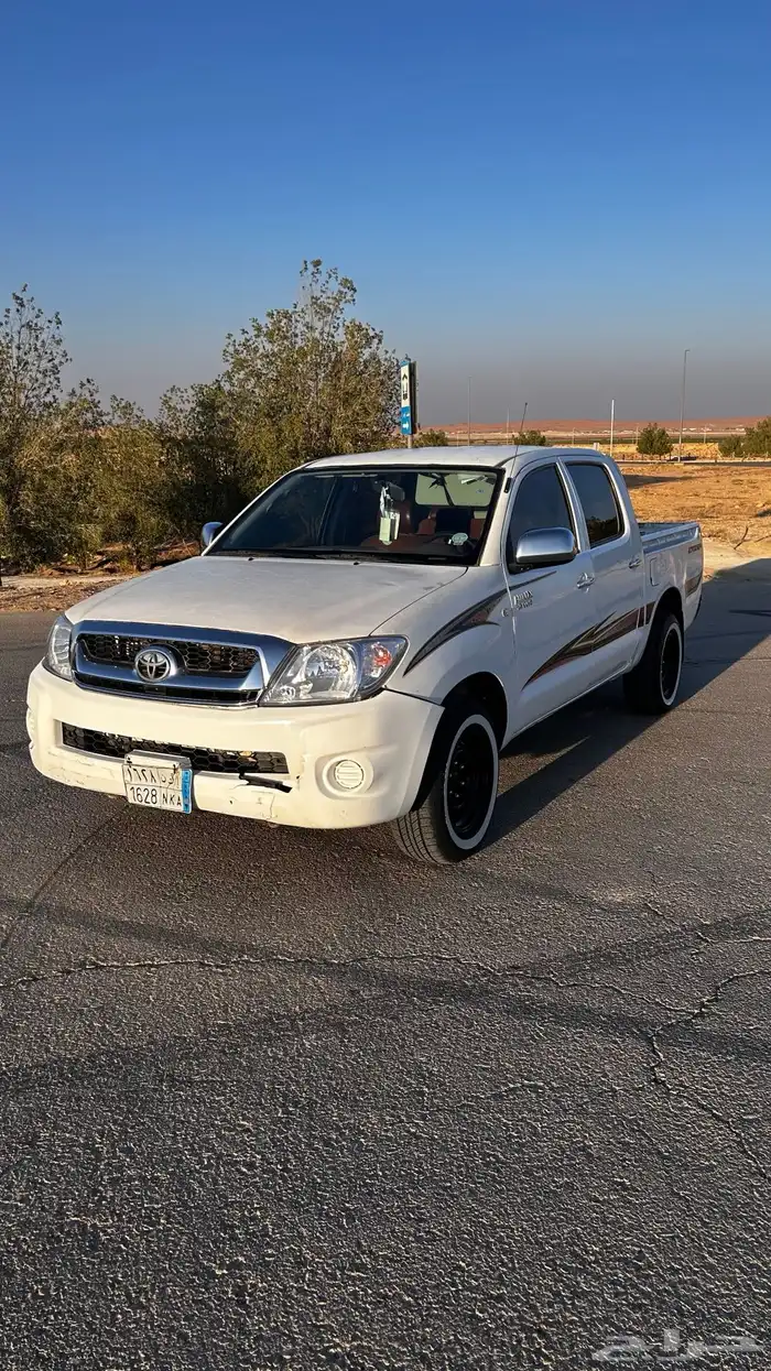 للبيع هايلوكس دفرنسين بنزين 1