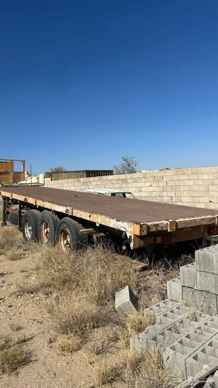 صطحه تريله للبيع 0