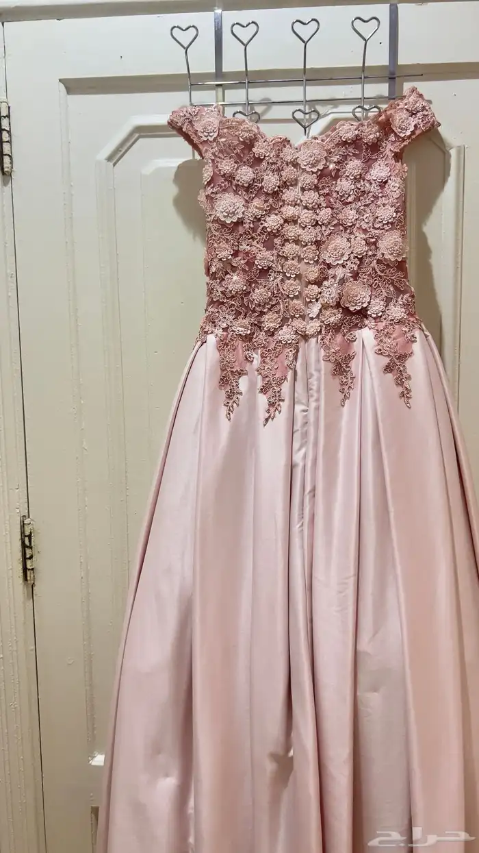 فستان عروسة ملكه فخم جدا 4