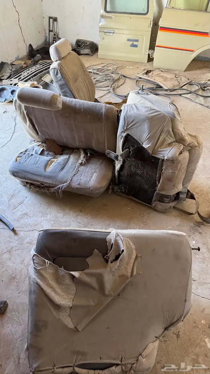 قطع غيار صلون قديم  قديم  المديل اربعه وثمانين 2