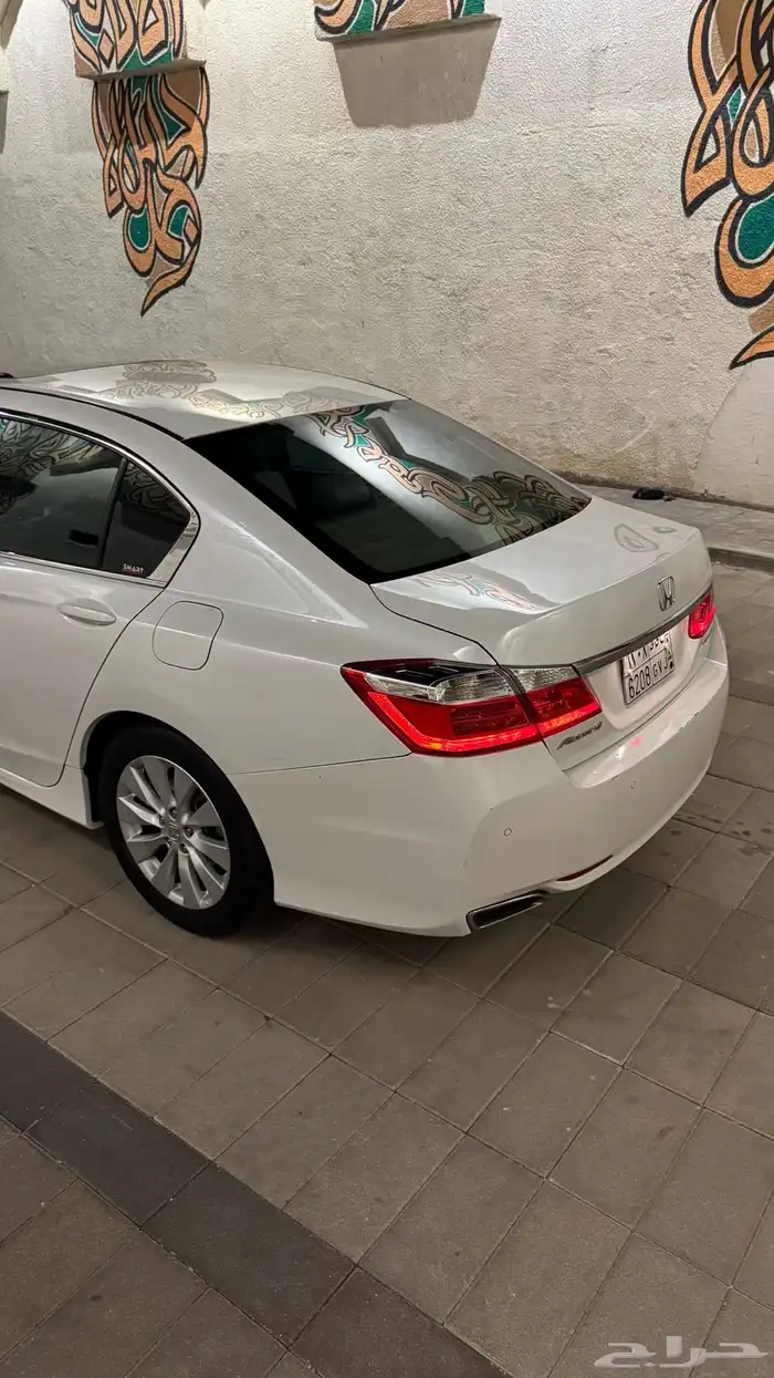 هوندا اكورد سبشل 2016 عداد قليل 252km 16