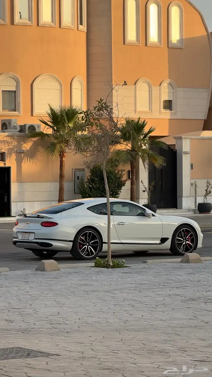 بنتلي كونتيننتال GT 2020 4