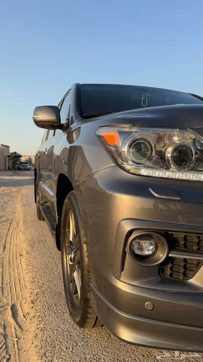 للبيع جيب لكزس LX570 2014 فل كامل 11