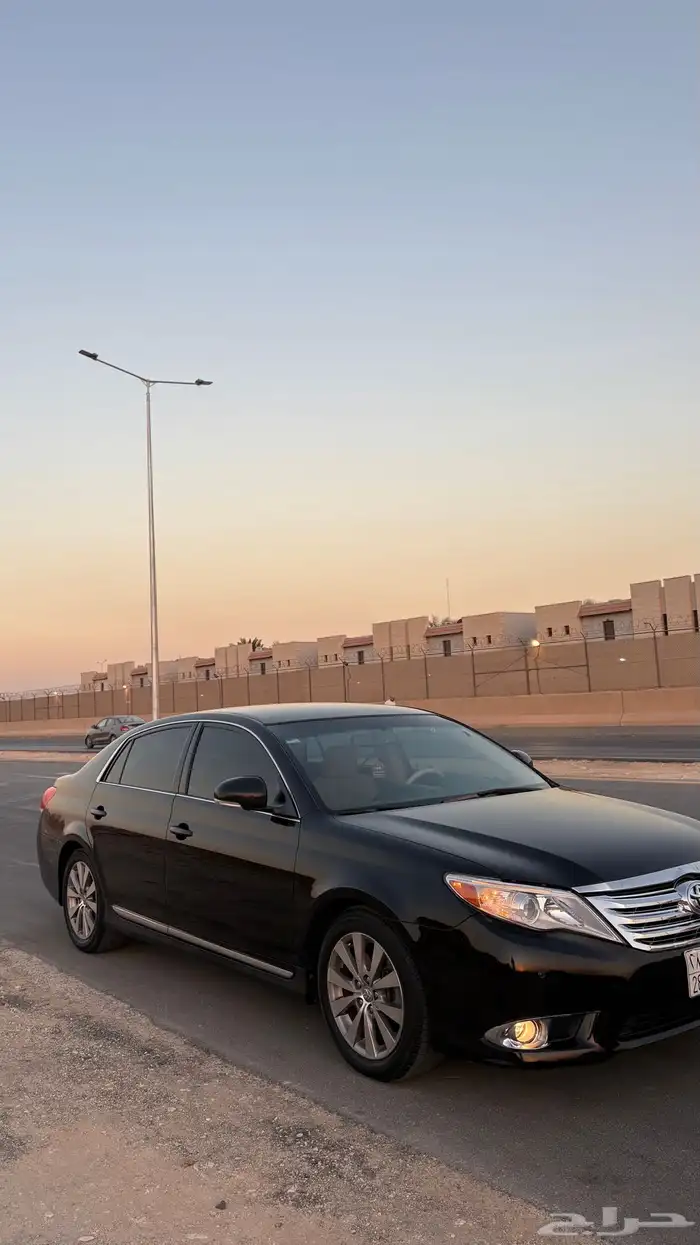 افالون 2012 اسود 6