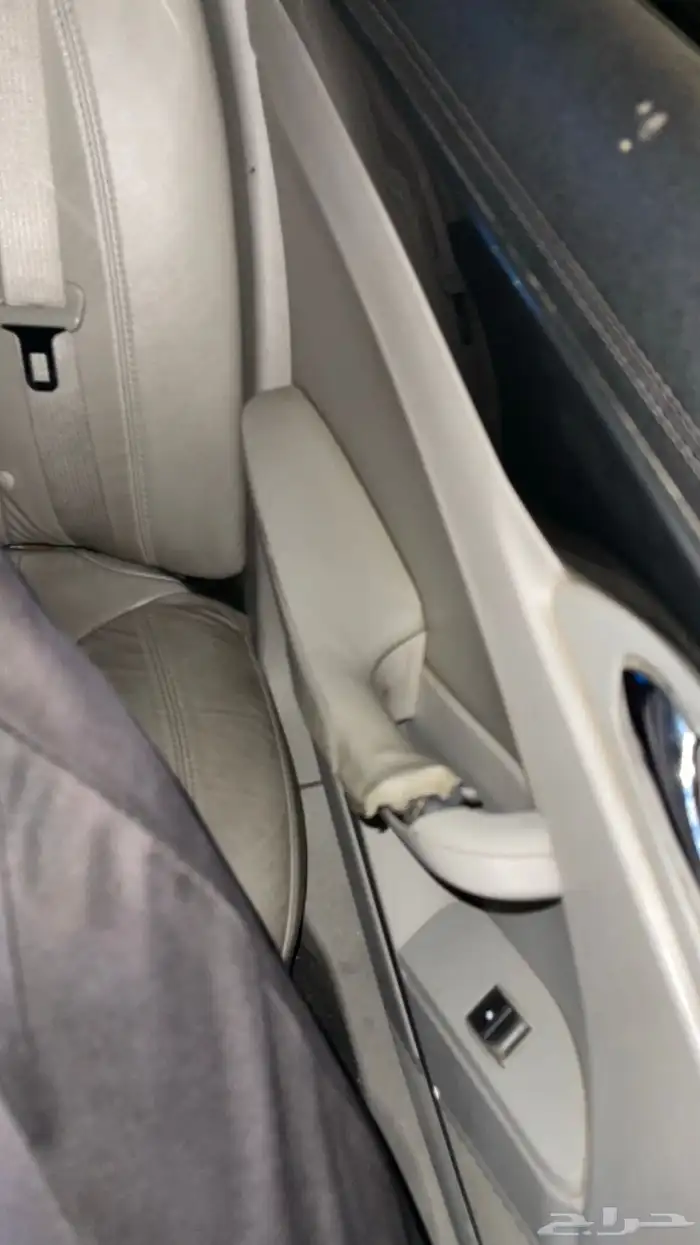 كاديلاك CTS v6 2012 للبيع او البدل المناسب 11