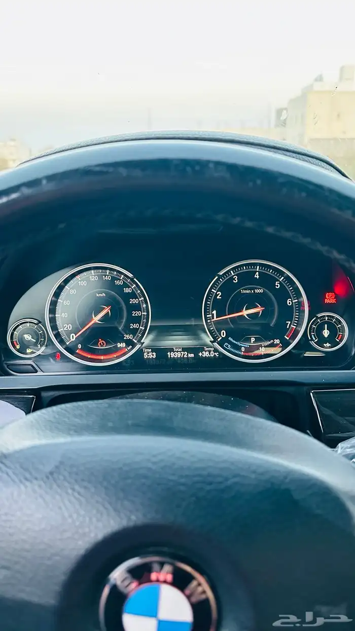 BMW-730Li ممشى قليل 2015 12