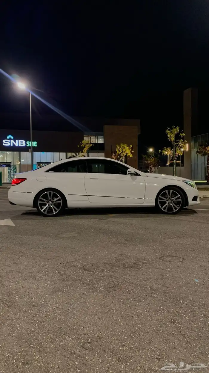 مرسيدس E200 2015 4