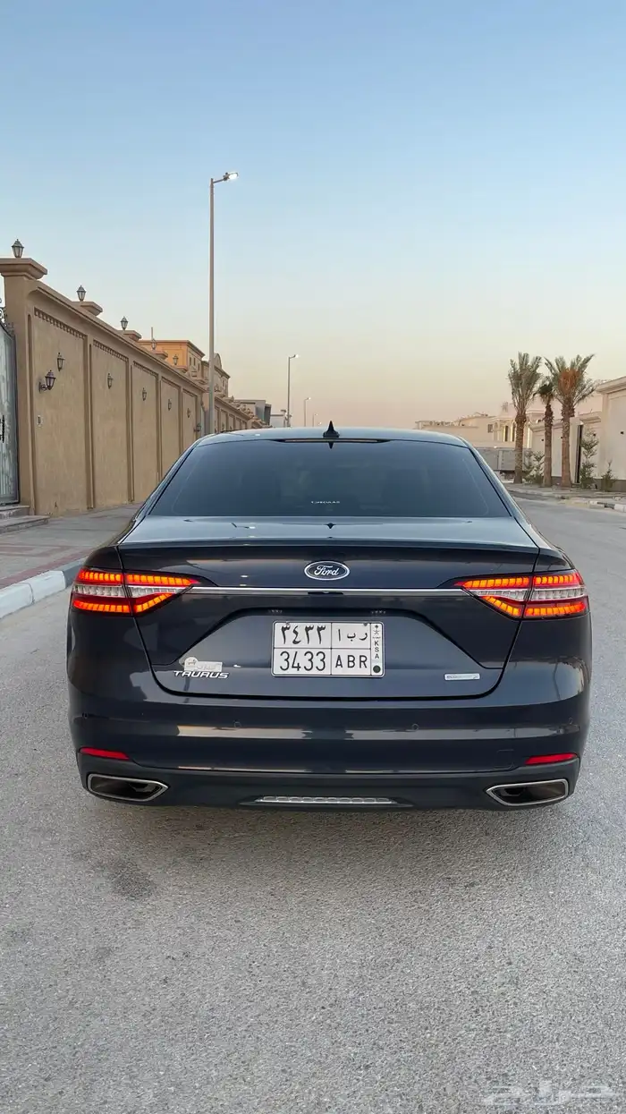للبيع فورد توروس 2022 4