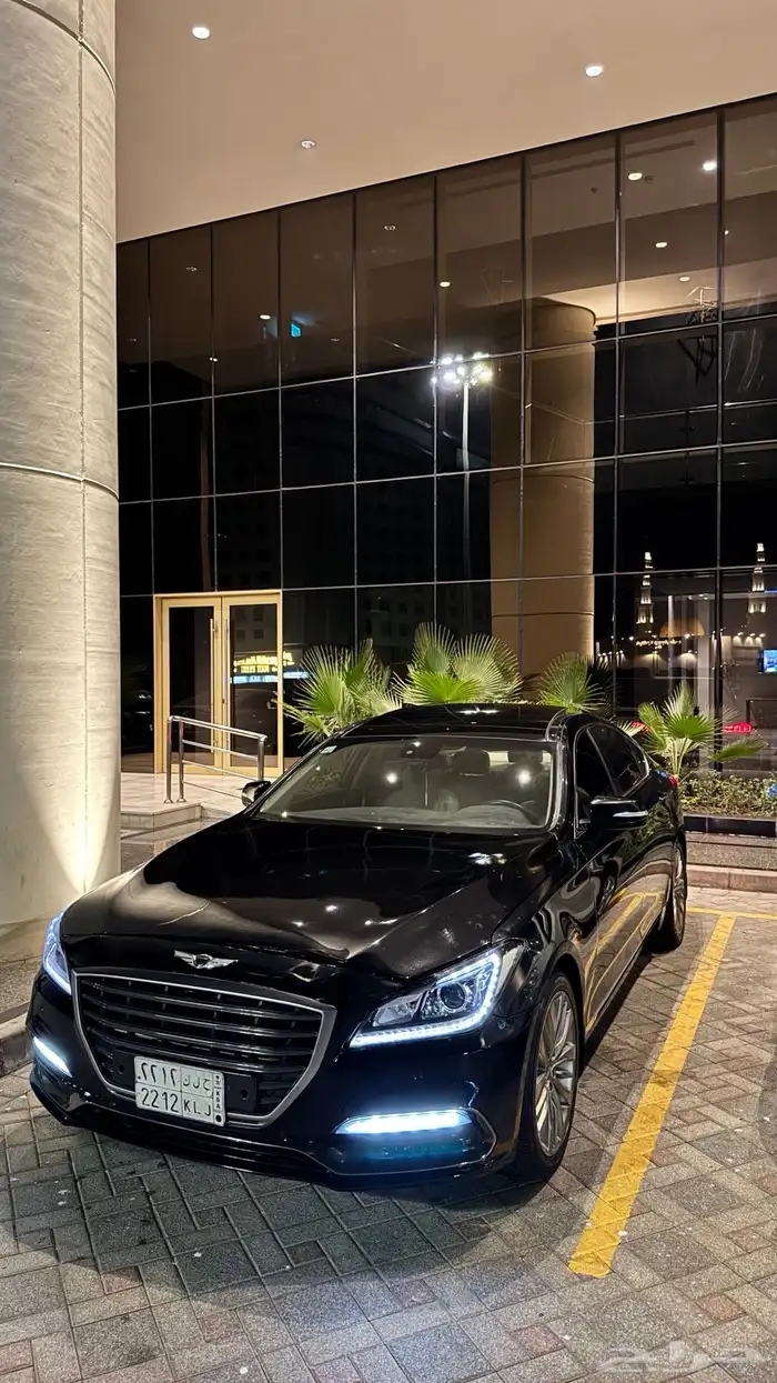 جنيسس 2016 اسود بلوحة مميزة وممشى قليل 1