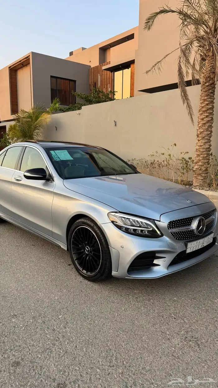 مرسيدس C300 نظيف جدا  استخدام قليل 9