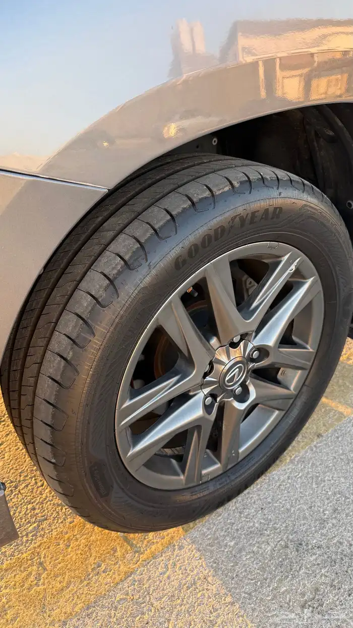 للبيع جيب لكزس LX570 2014 فل كامل 54