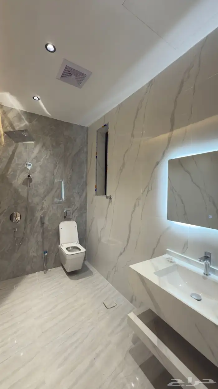 للبيع دور مودرن جديد على شارعين غرب الدائري الثالث 3