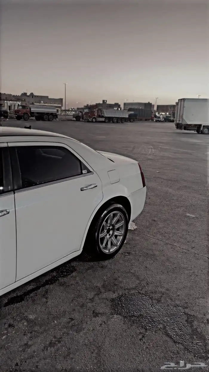 السلام عليكم اعرض لكم سيارتي كلايسلر دوج فل كامل امريكي 1