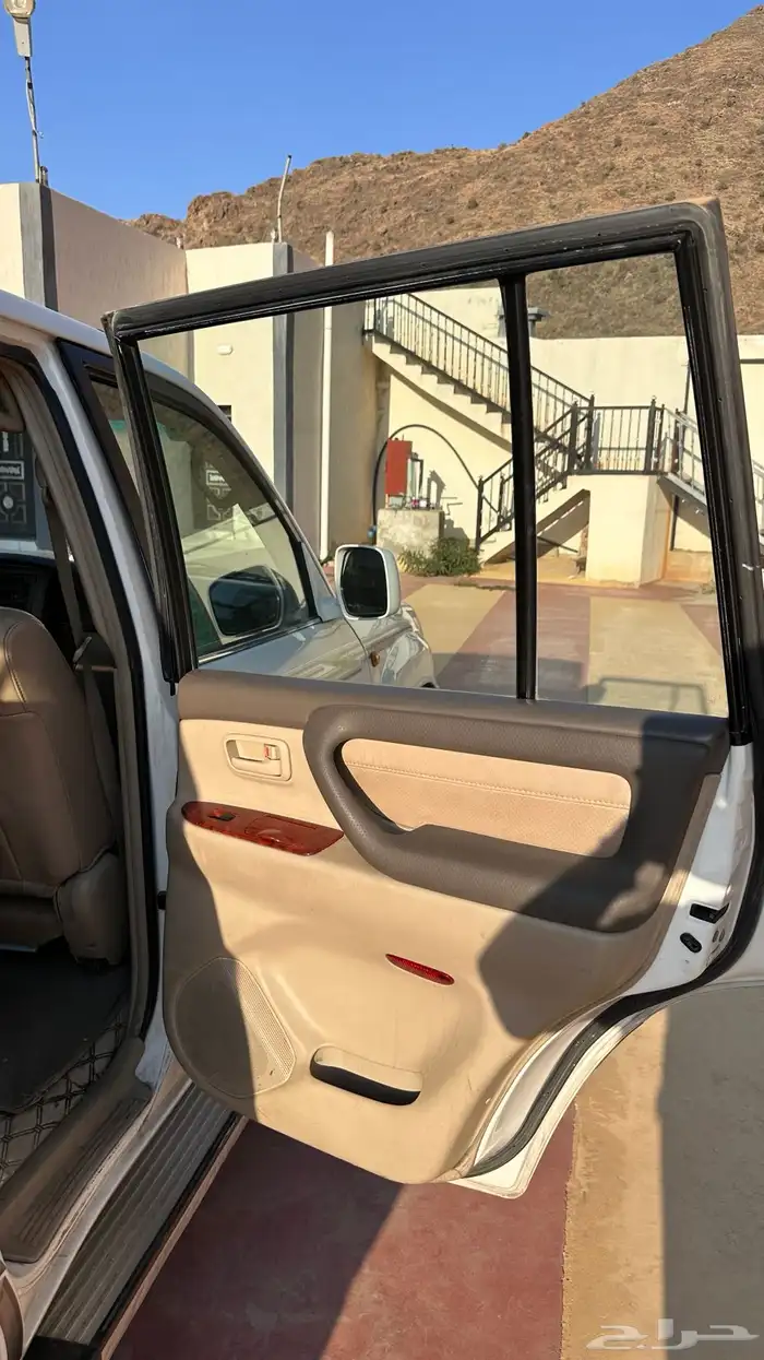 صالون GXR ليمتد 2003 عبداللطيف 9