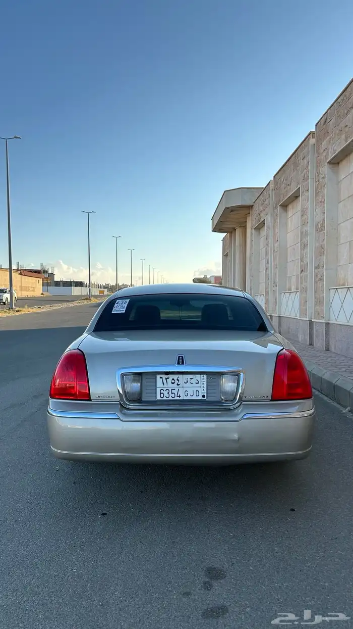 تاون كار 2011 نظيف 3