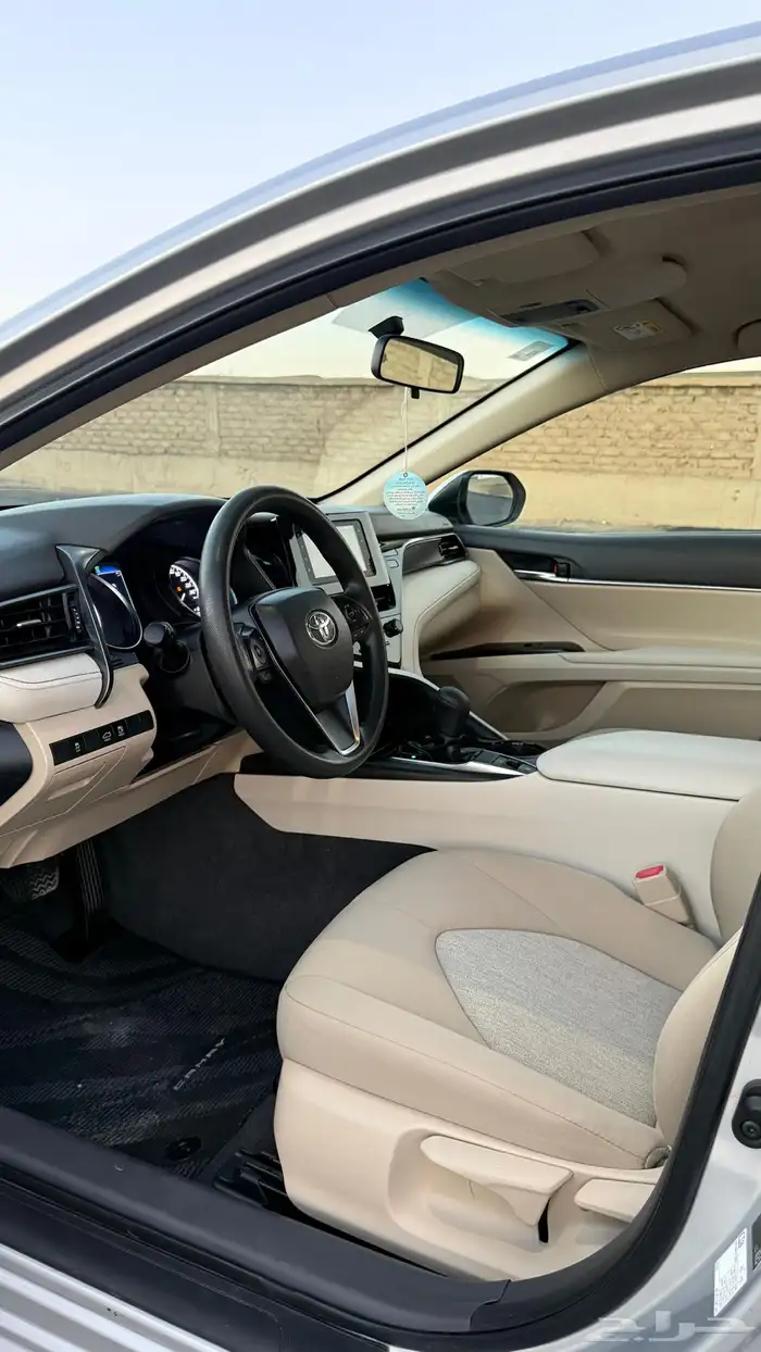 كامري LE 2022 5