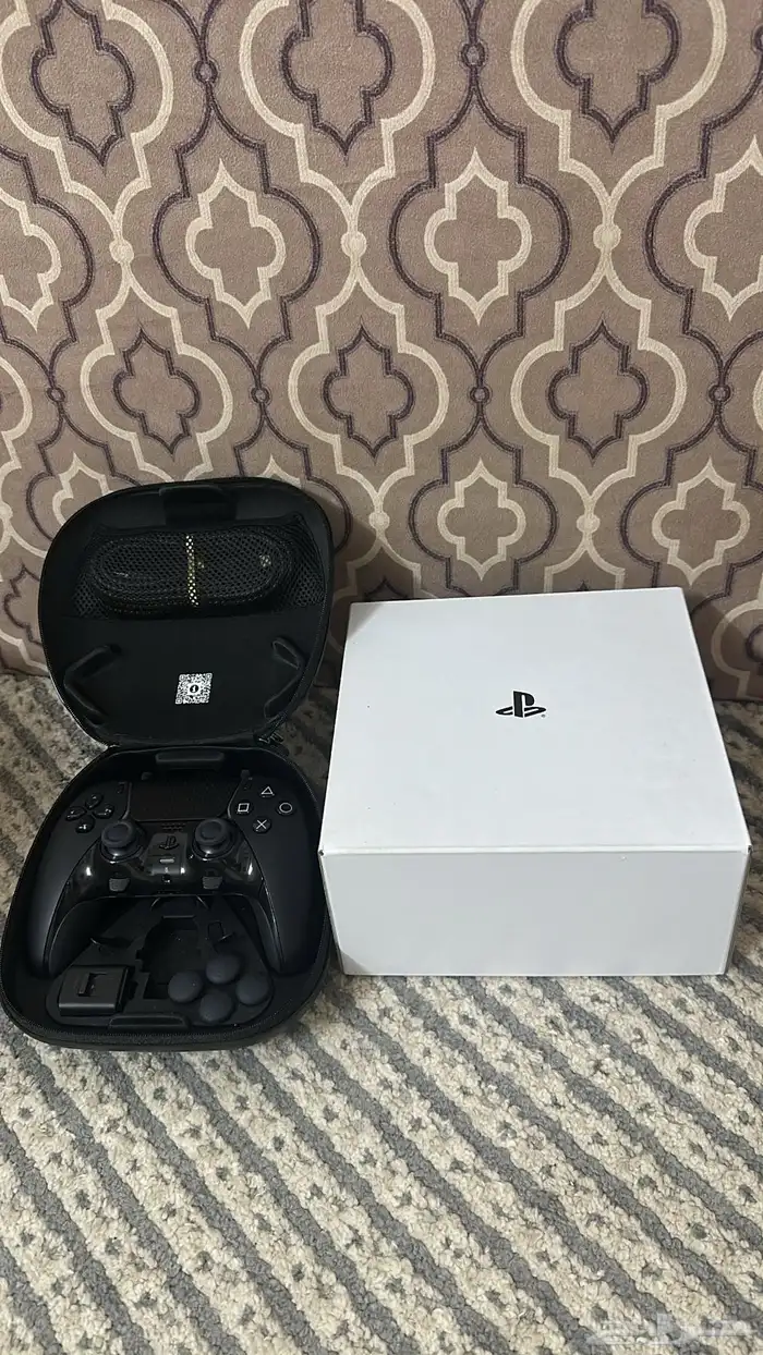 يد بلايستيشن 5 الأحترافية 5