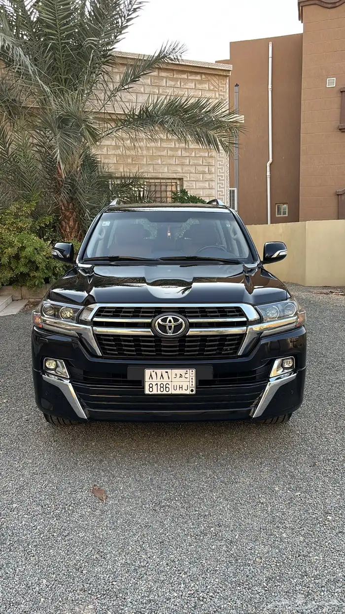 لاندكروزر مديل 2021 فل تورنق 8 سرندل رقم 5 0