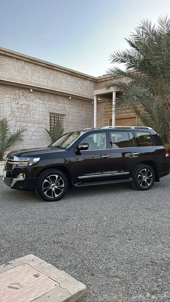 لاندكروزر مديل 2021 فل تورنق 8 سرندل رقم 5 2