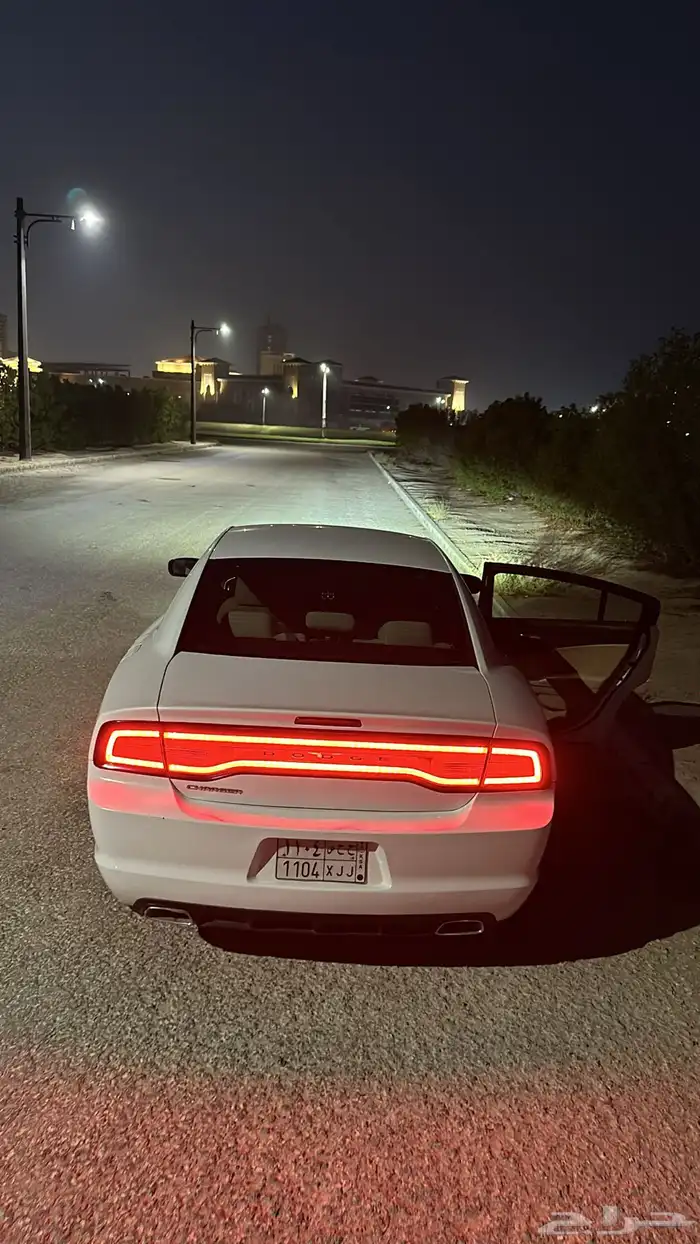 دودج تشارجر 2013 4