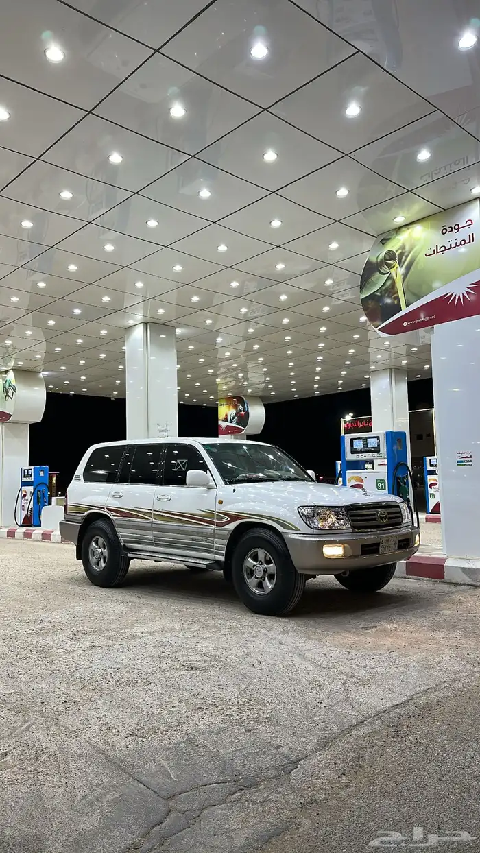 جيب لاندكروزر 2006 5