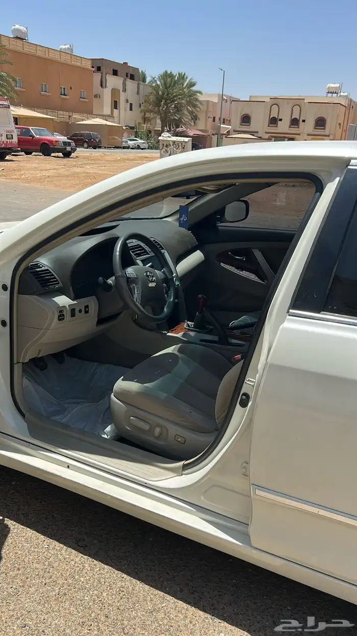 كامري 2010 للبدل فقط 8