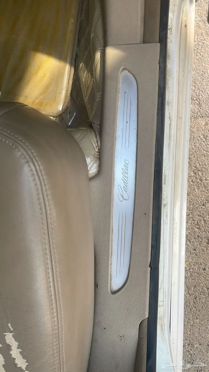 للبيع كاديلاك DTS   طلب خاص فل كامل 12