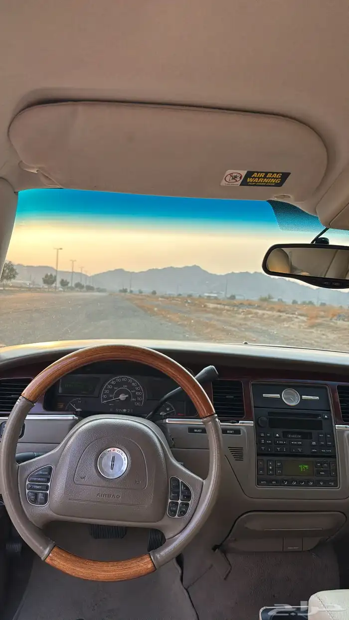 لنكون تاون كار 2004 9